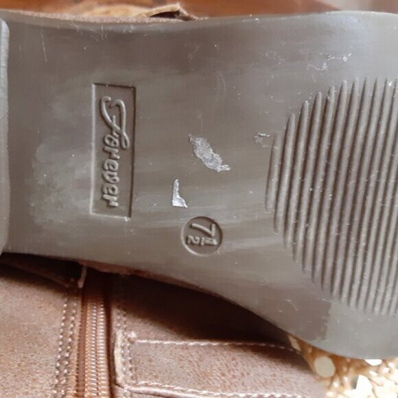 Forever 21 Ankle Boots - Picture 15 of 16